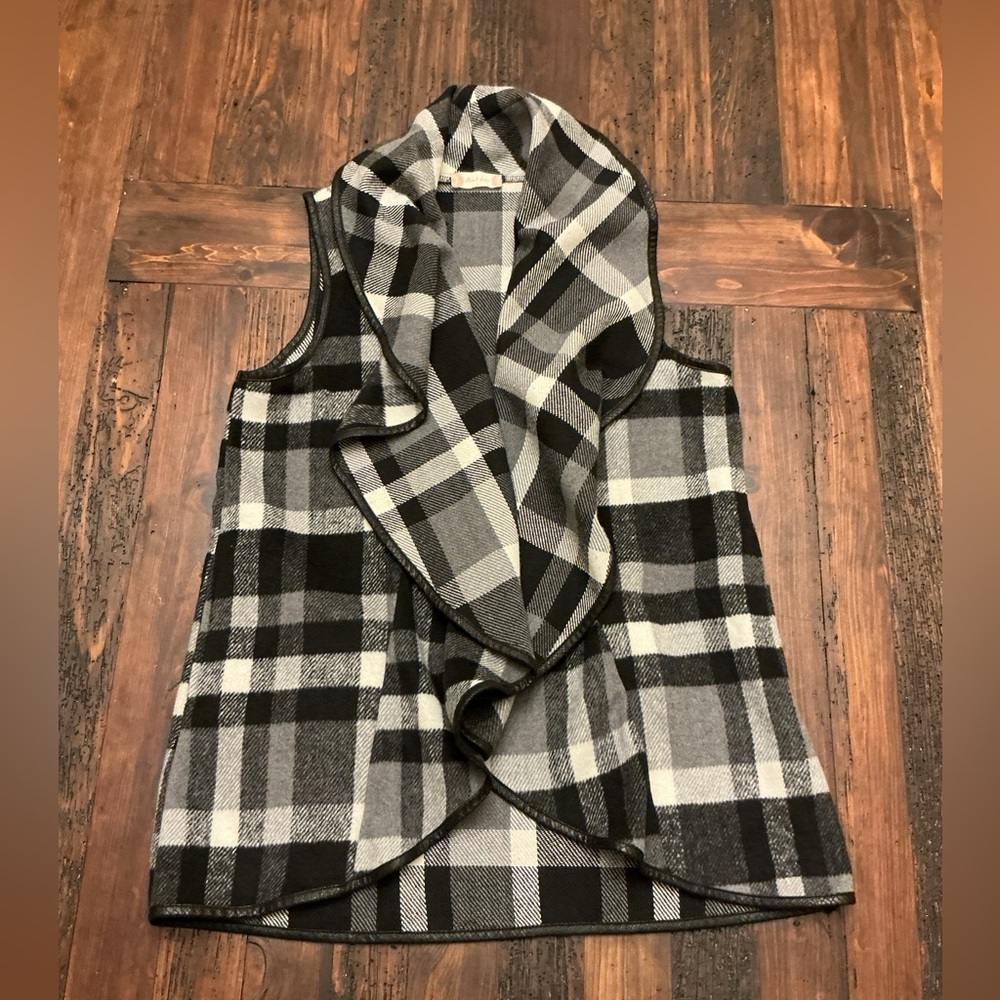 Altar'd State Black and Gray Plaid Vest